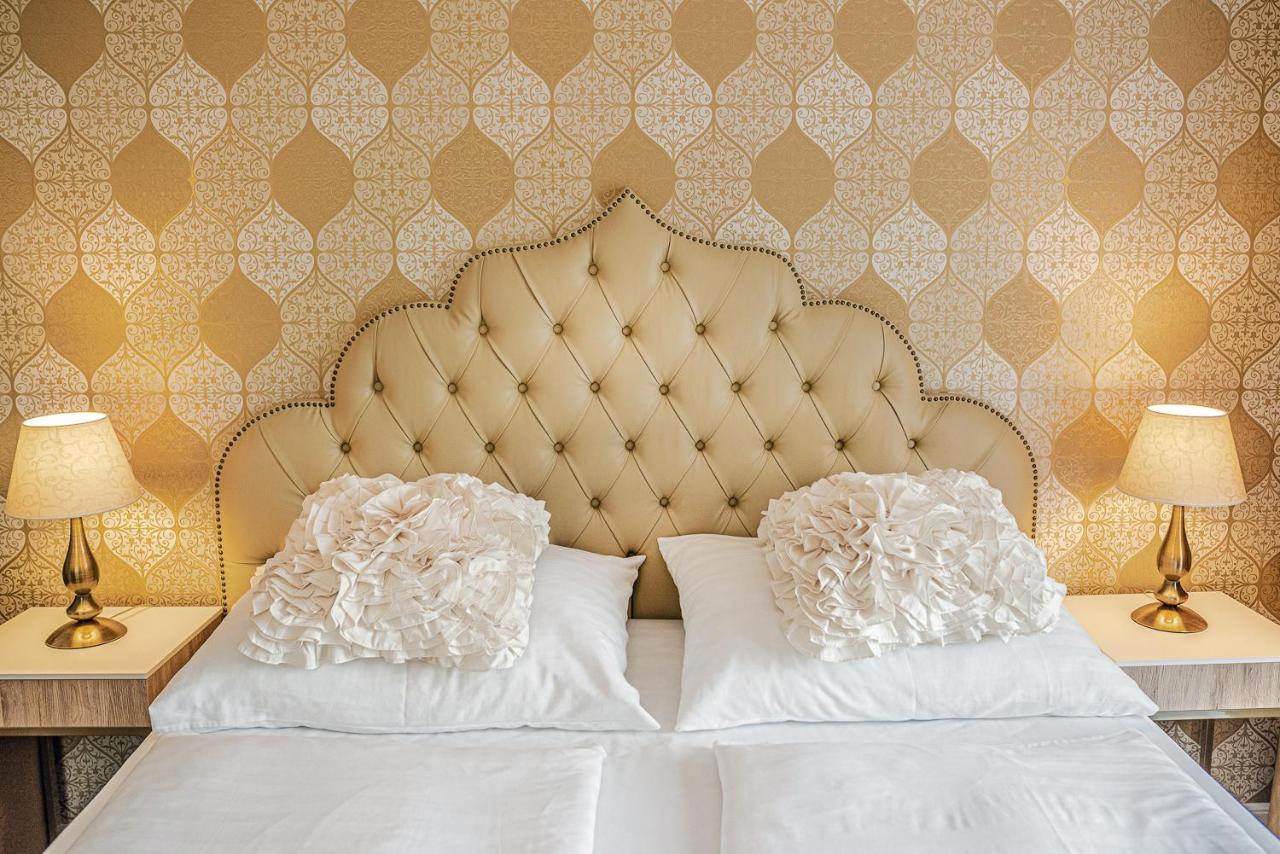 Casablanca Panzio Bed & Breakfast ตาตา ภายนอก รูปภาพ