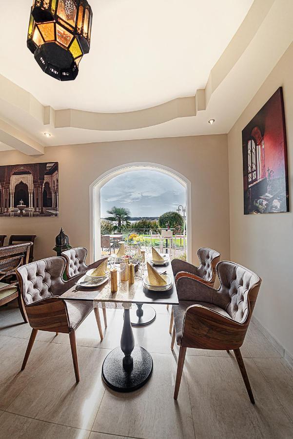 Casablanca Panzio Bed & Breakfast ตาตา ภายนอก รูปภาพ